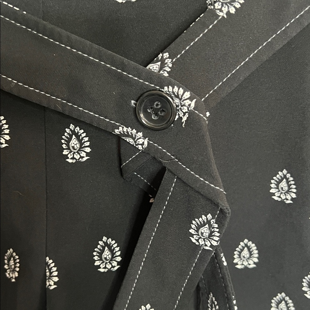 Zara Basic Shorts M - image 2